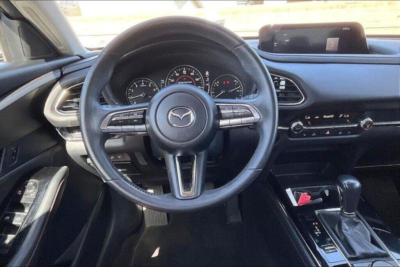 2022 Mazda CX-30 2.5 S Carbon EditionImage 5