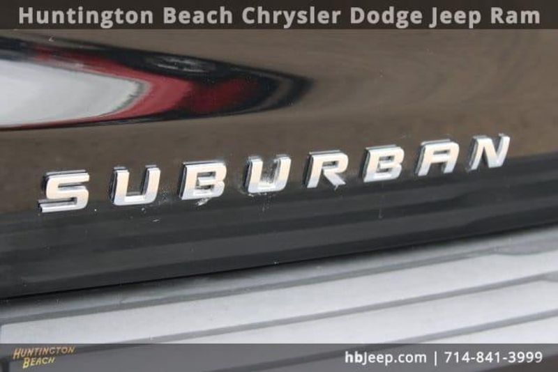 2018 Chevrolet Suburban LTImage 6