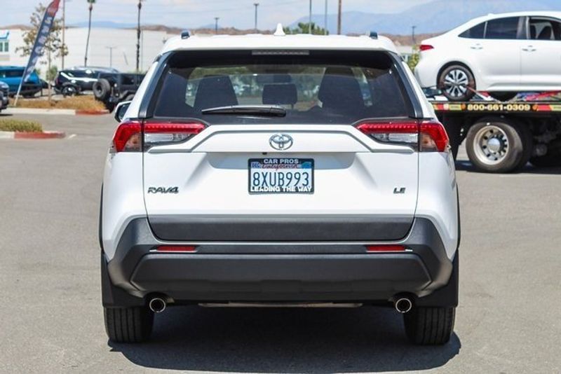 2020 Toyota RAV4 LEImage 16