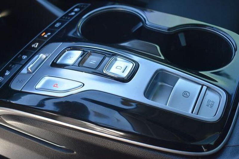 Used 2022 Hyundai Tucson Hybrid LimitedImage 27