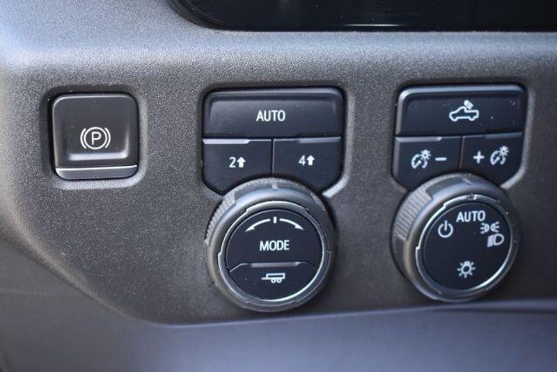 Used 2022 Chevrolet Silverado 1500 LTImage 22