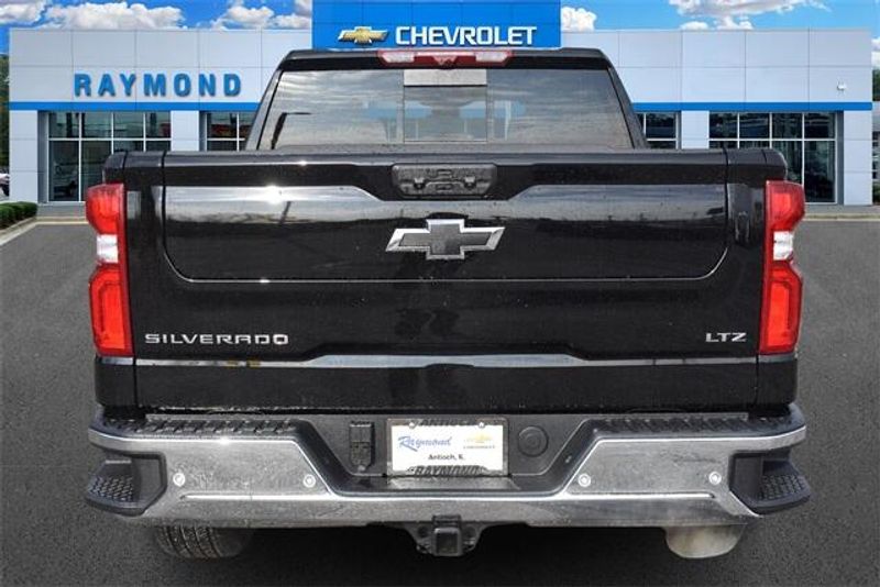 2025 Chevrolet Silverado 1500 LTZImage 4