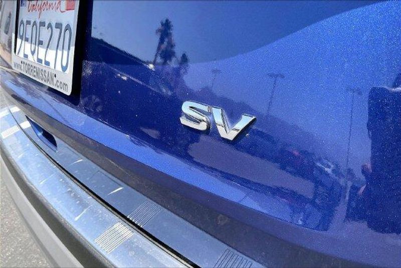 Used 2023 Nissan Rogue SVImage 7