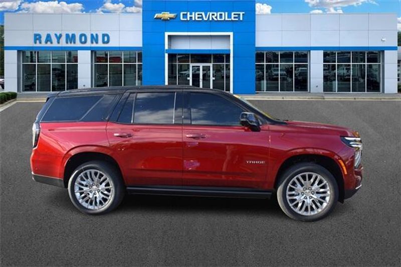 New 2025 Chevrolet Tahoe PremierImage 2