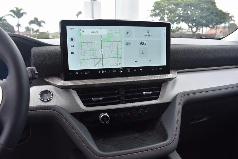 New 2025 Ford Explorer ActiveImage 18