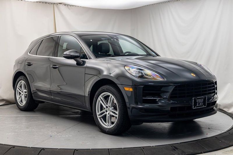 2020 Porsche Macan SImage 7