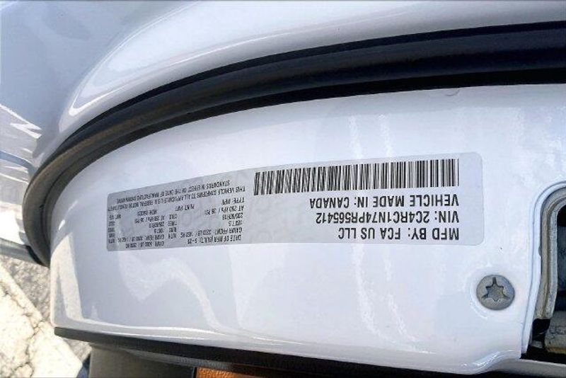 Used 2023 Chrysler Pacifica Hybrid PinnacleImage 33