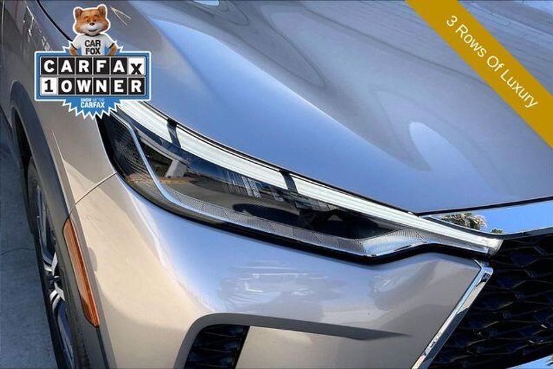Used 2022 INFINITI QX60 SensoryImage 26