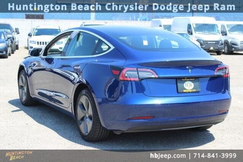 2019 Tesla Model 3 Standard Range PlusImage 3