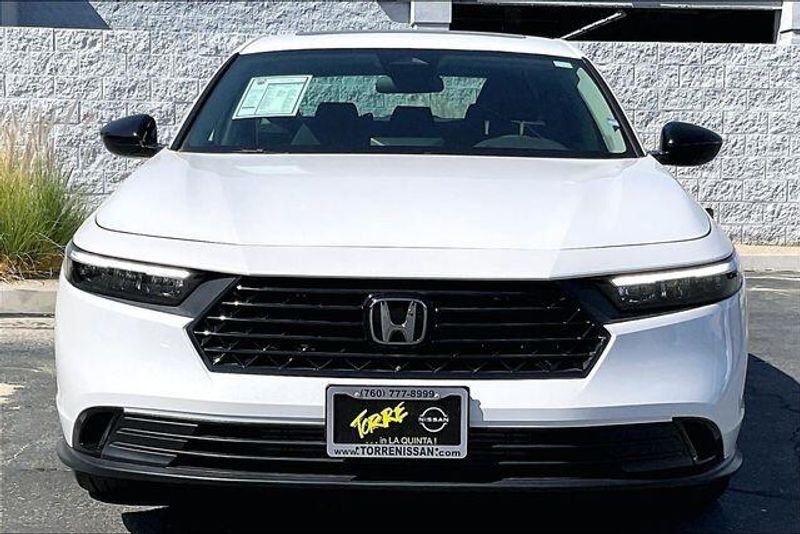 Used 2025 Honda Accord Sedan SEImage 2