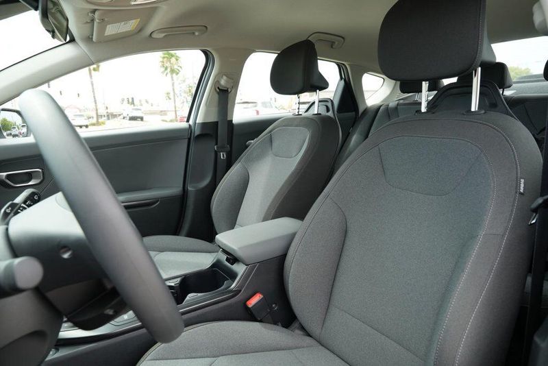 Used 2026 Kia K4 LXSImage 12