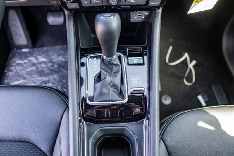 New 2025 Jeep Compass LatitudeImage 18