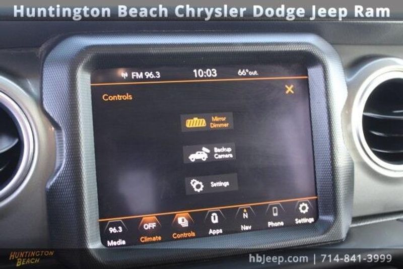2022 Jeep Wrangler Unlimited SaharaImage 22
