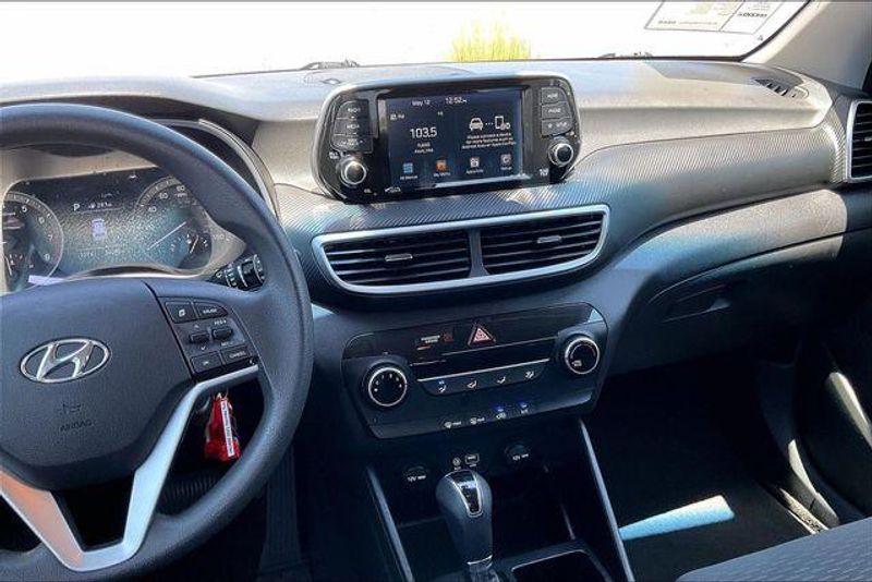 Used 2021 Hyundai Tucson SEImage 5