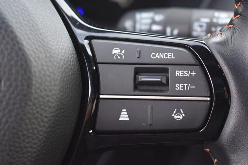 Used 2025 Honda HR-V SportImage 23