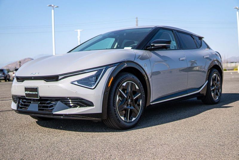 New 2026 Kia EV6 LightImage 3