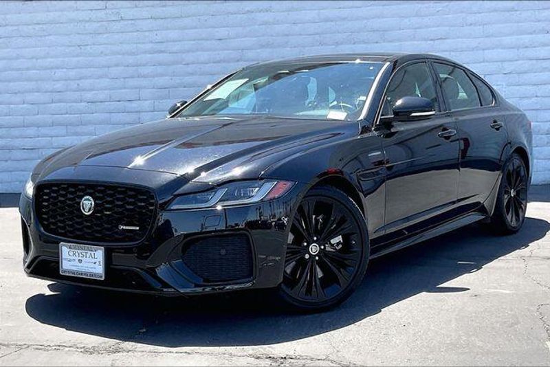 Used 2024 Jaguar XF R-Dynamic SEImage 1