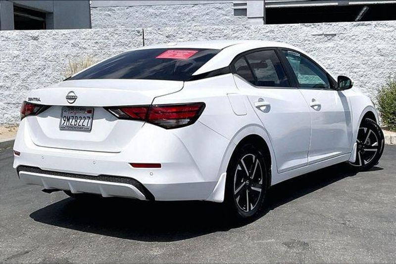 Used 2025 Nissan Sentra SVImage 13