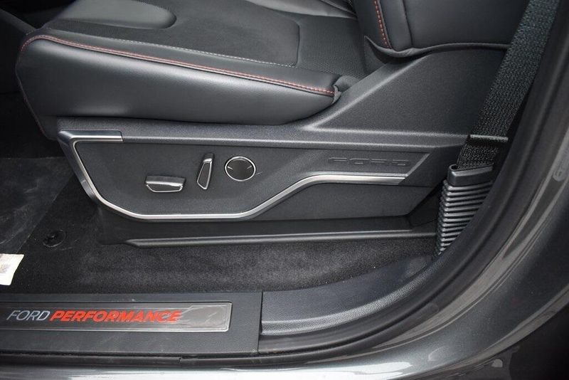 New 2025 Ford F-150 RaptorImage 23