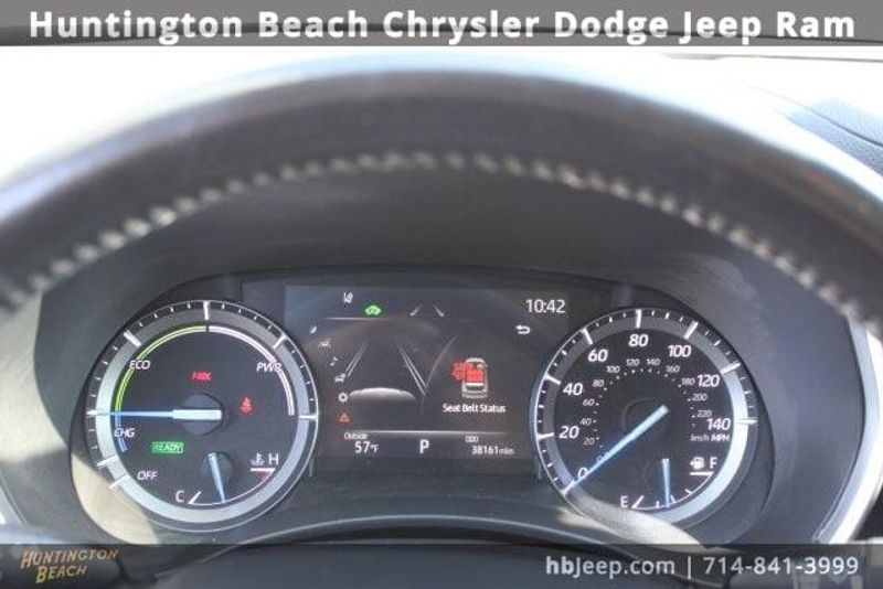 2021 Toyota Highlander Hybrid XLEImage 23