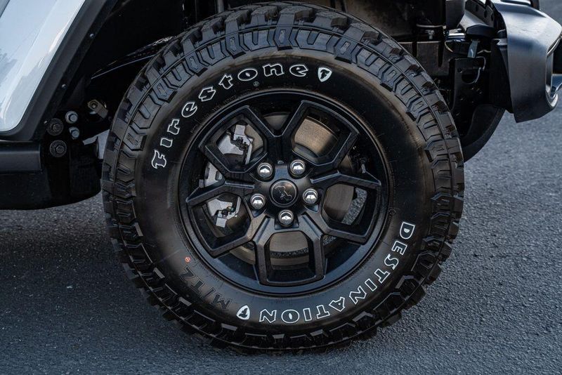 New 2026 Jeep Gladiator WillysImage 9