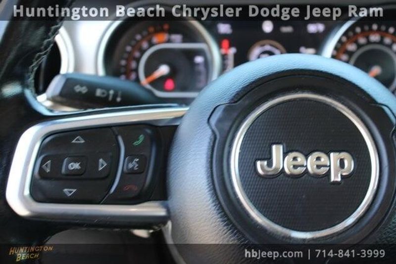 2020 Jeep Wrangler Unlimited SaharaImage 18