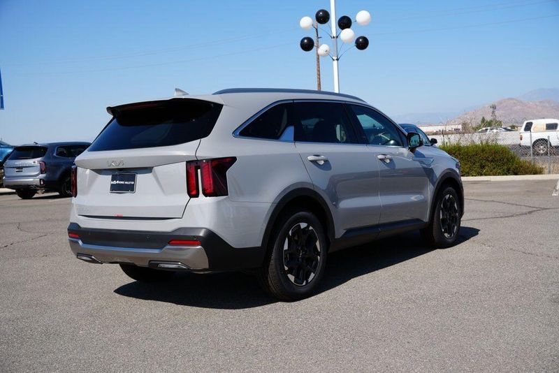 New 2026 Kia Sorento EXImage 7