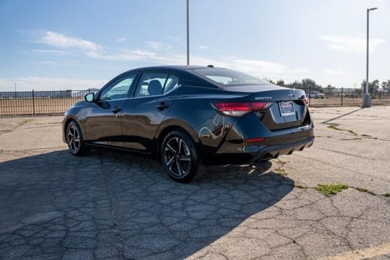 Used 2024 Nissan Sentra SVImage 6