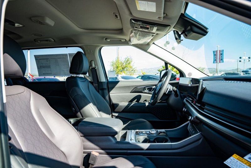 New 2026 Kia Carnival Hybrid SXImage 20
