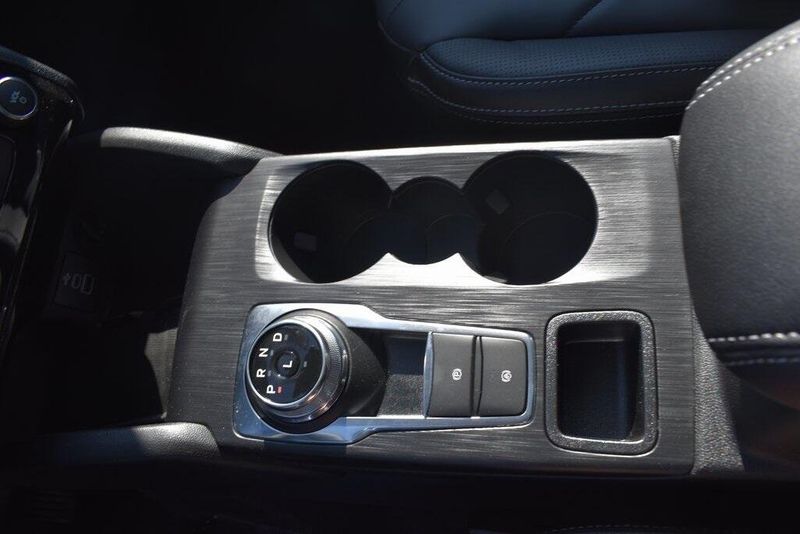 2025 Ford Escape Plug-In Hybrid BaseImage 20