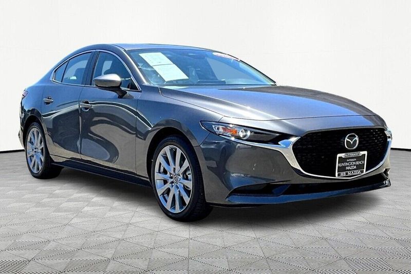 Used 2025 Mazda Mazda3 2.5 S Preferred PackageImage 7