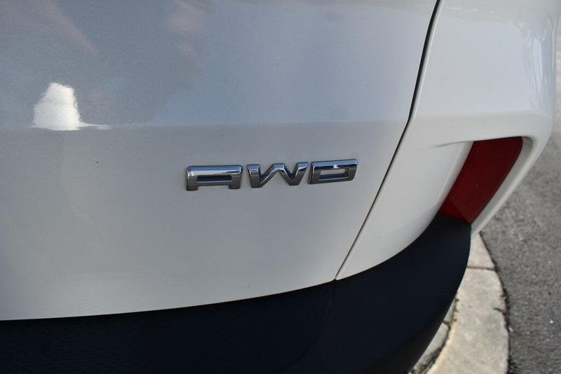 Used 2022 Ford Escape TitaniumImage 6
