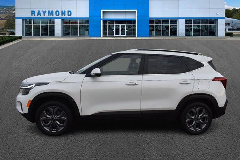 Used 2024 Kia Seltos SImage 6