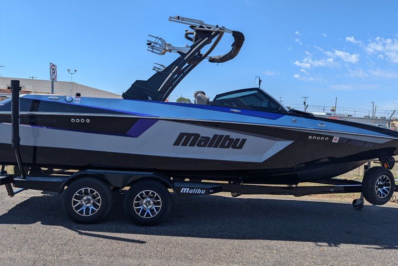 2022 MALIBU 23 MXZ 