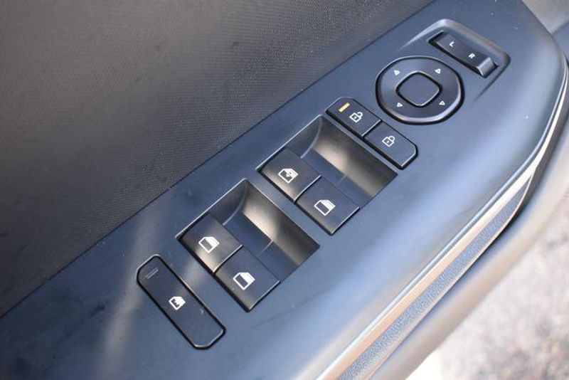 New 2026 Kia K4 LXSImage 18