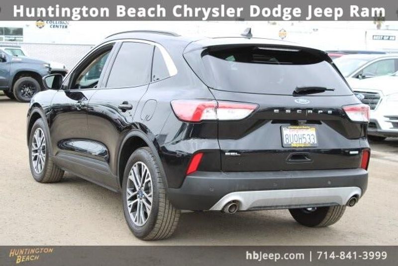 2020 Ford Escape SELImage 3