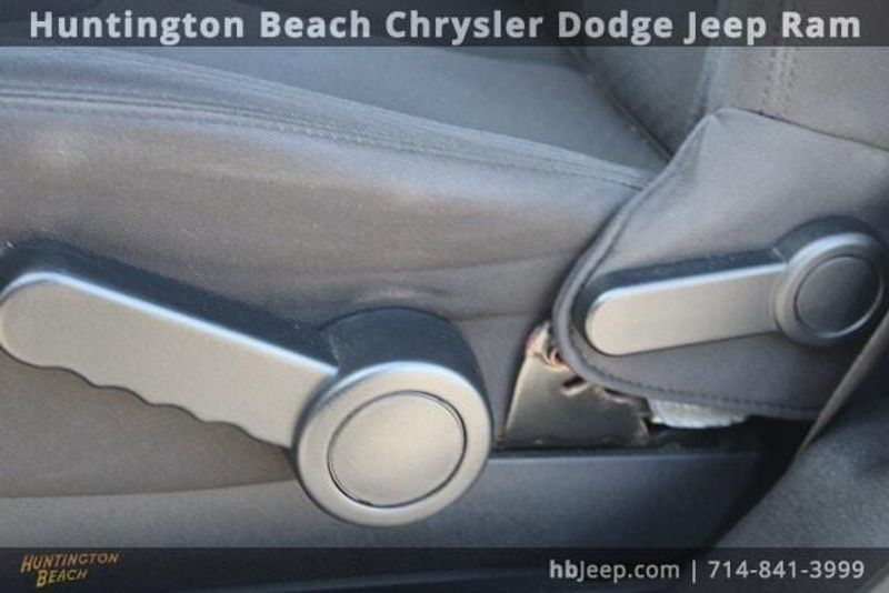 2016 Jeep Wrangler JK SportImage 30