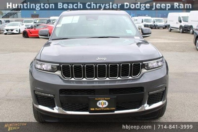 2022 Jeep Grand Cherokee L LimitedImage 2