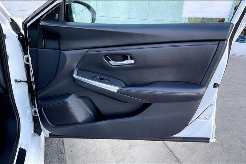 Used 2024 Nissan Sentra SRImage 23