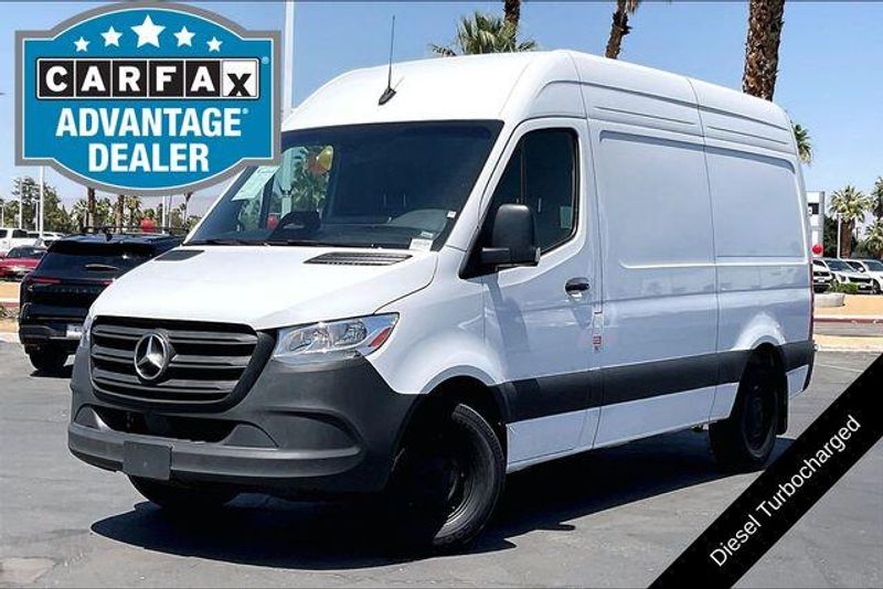 Used 2025 Mercedes-Benz Sprinter 2500 Crew 144 WBImage 1