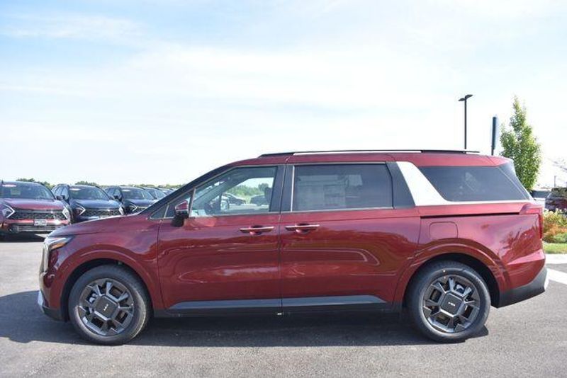 New 2026 Kia Carnival Hybrid EXImage 7