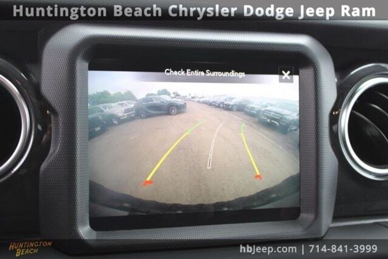 2022 Jeep Wrangler Unlimited Rubicon 392Image 33