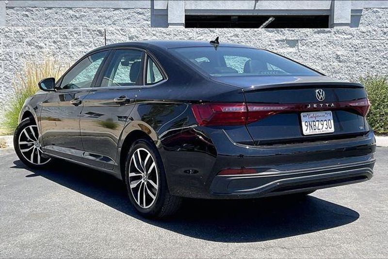 Used 2025 Volkswagen Jetta 1.5T SEImage 10
