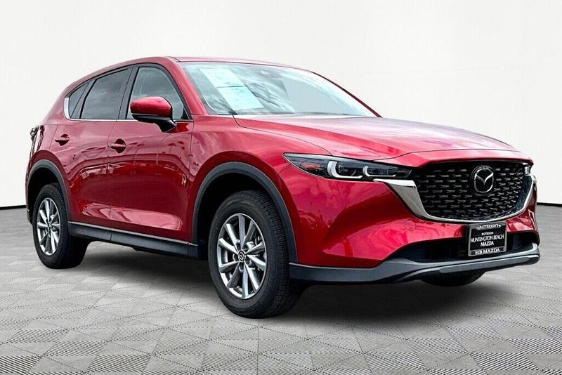 2022 Mazda CX-5 2.5 S Preferred PackageImage 7