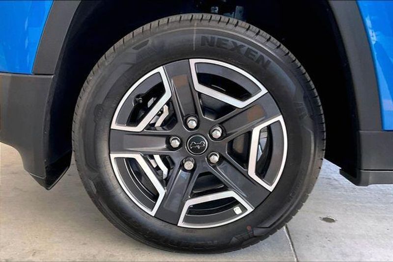 New 2026 Jeep Cherokee Limited 4x4Image 10