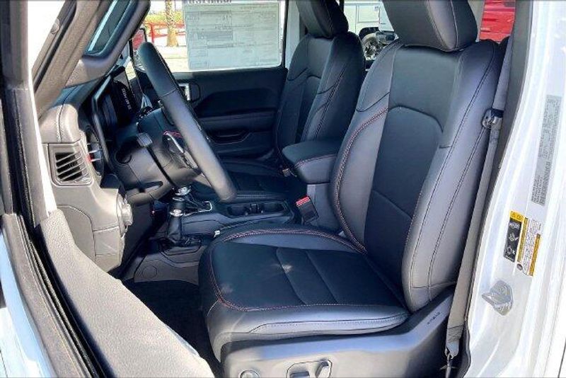 New 2027 Jeep Wrangler 4-door MoabImage 8