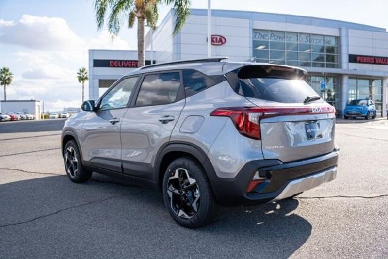 New 2026 Kia Seltos LXImage 5