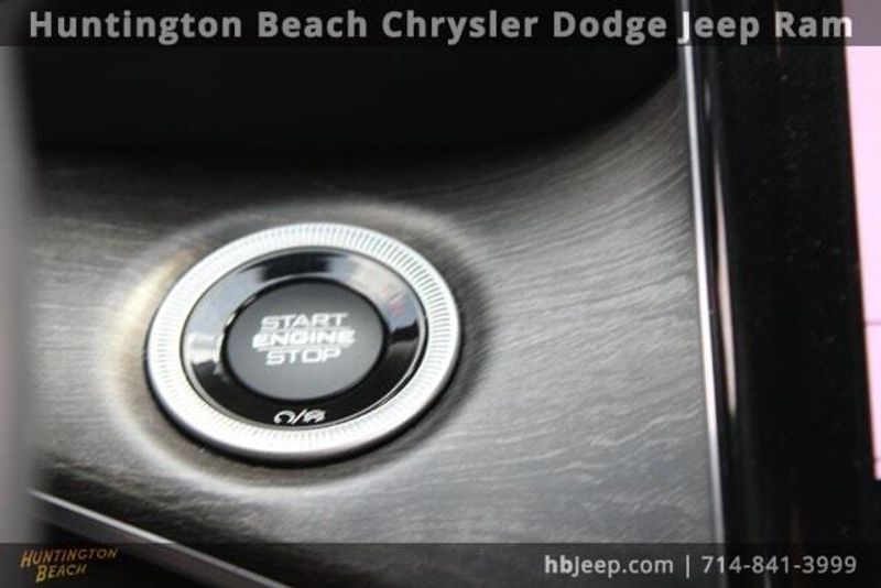 2021 Jeep Grand Cherokee L OverlandImage 23