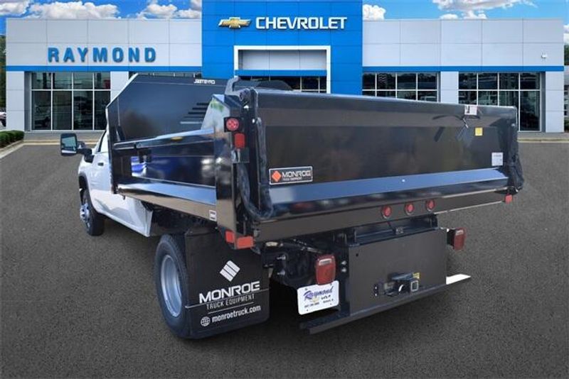 2024 Chevrolet Silverado 3500HD Work TruckImage 5