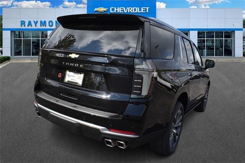 New 2026 Chevrolet Tahoe High CountryImage 3